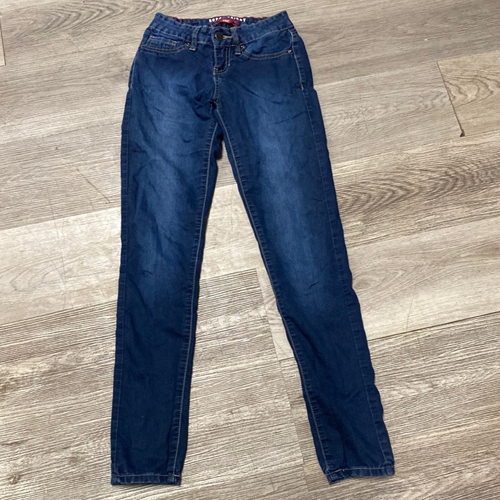 YMI super skinny leggings
Size 1